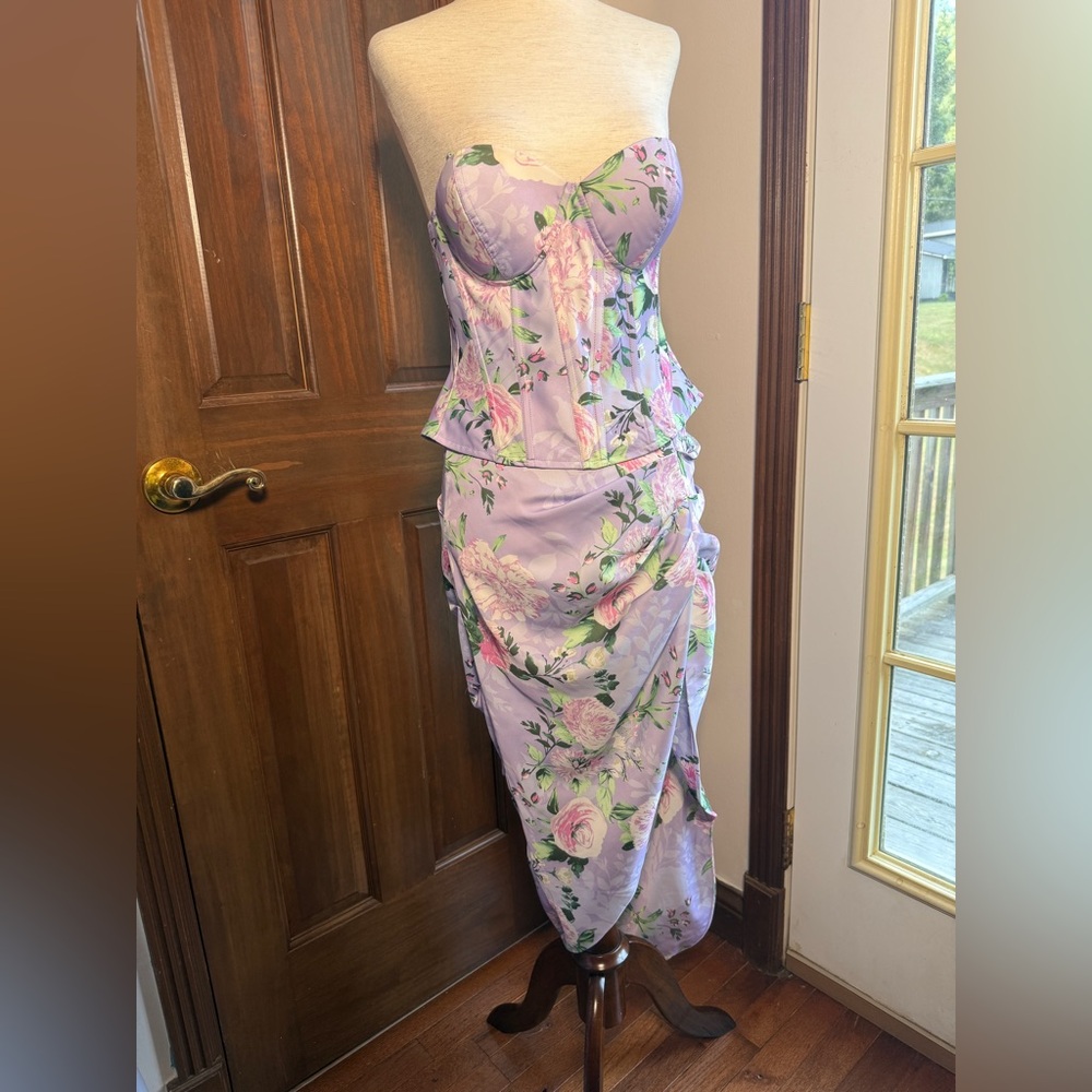JLUXLABEL Ivana Floral Bustier Top and asymmetrical skirt in Lilac